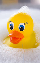 Load image into Gallery viewer, ARI WORLD BATH SOAP & BODY BUTTER BOX